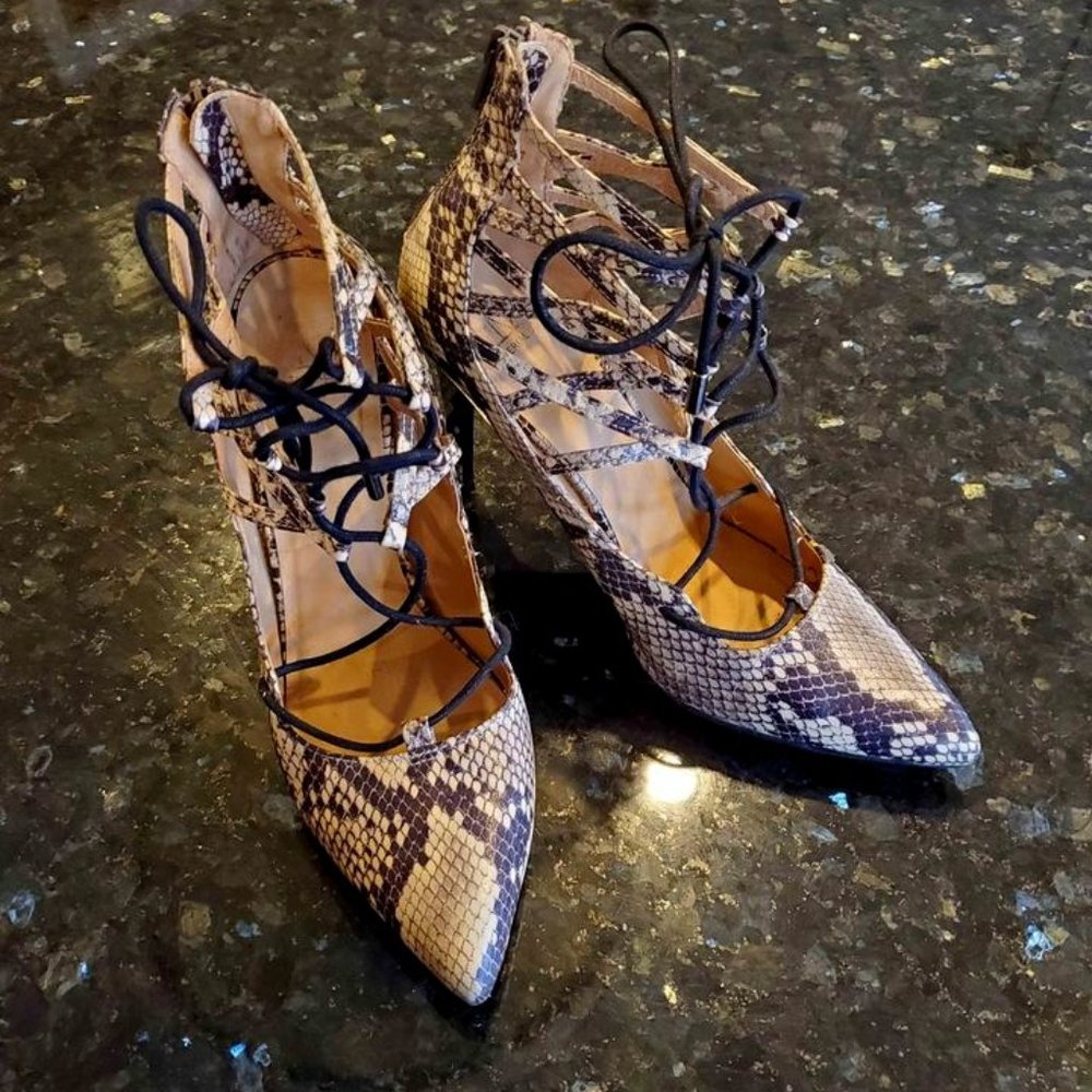 Material Girl Womens 9.5 Heels Snakeskin